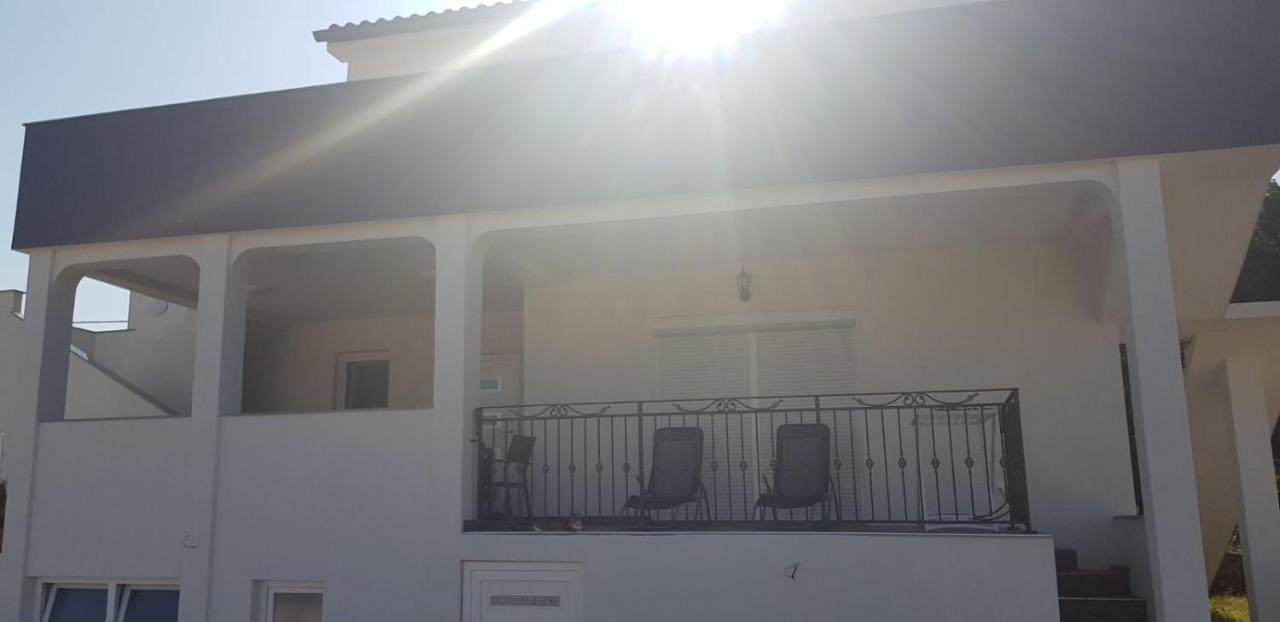 Apartman Niko Malinska Exterior foto